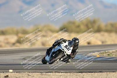 media/Dec-07-2025-CVMA (Sun) [[3e7d2de5dc]]/Race 18-Formula Twins-Formula 40 UL/